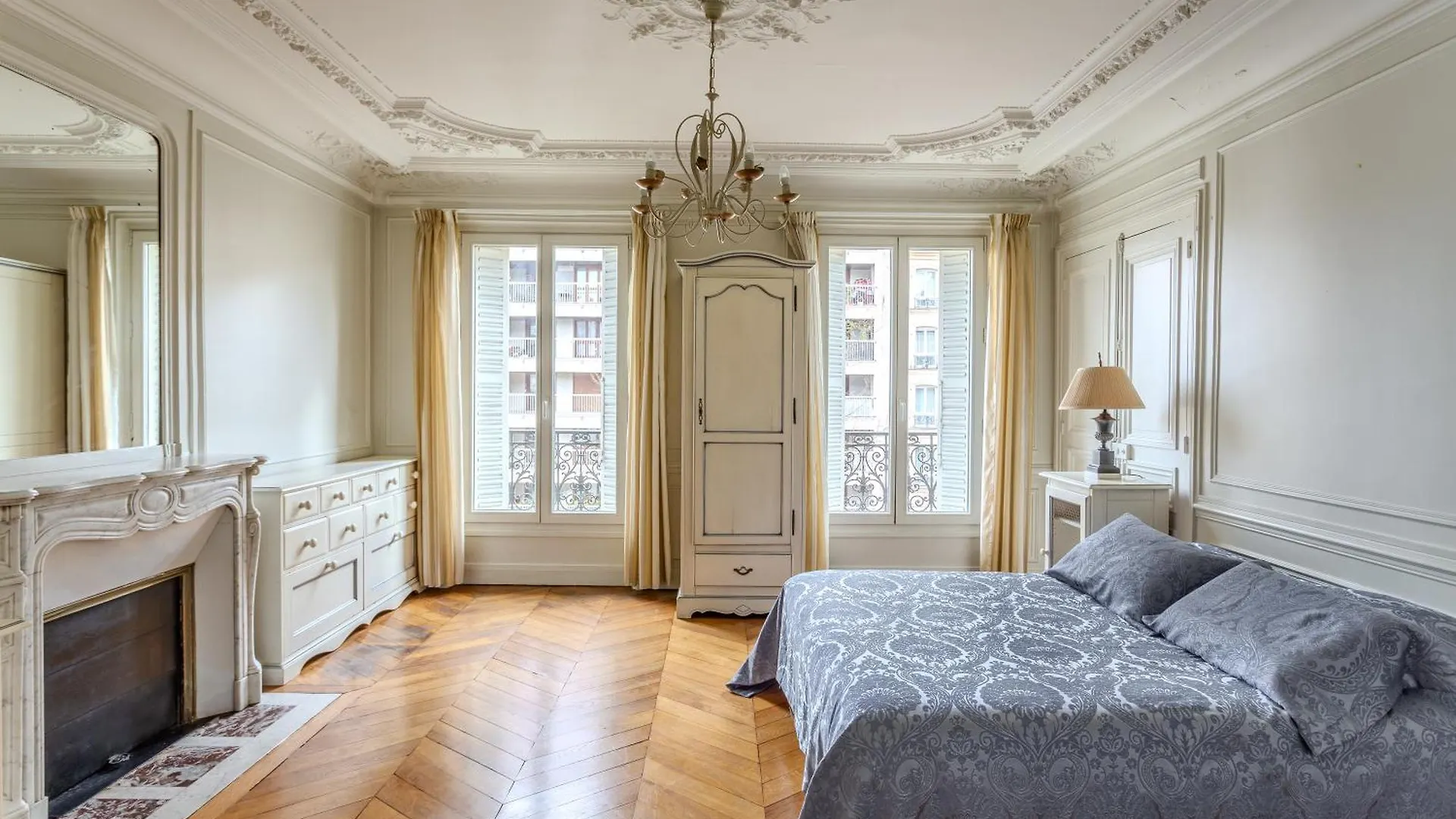 Apartment Sacre Coeur Grand Duplex 130 M2 - 4 + Double Living *